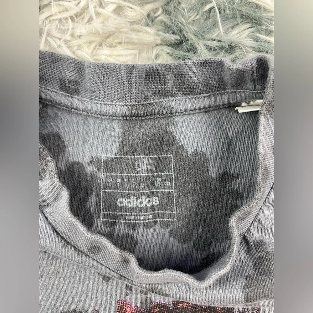 Adidas Men’s Gray Donovan Mitchell Tunnel Graphic T-shirt Size Large